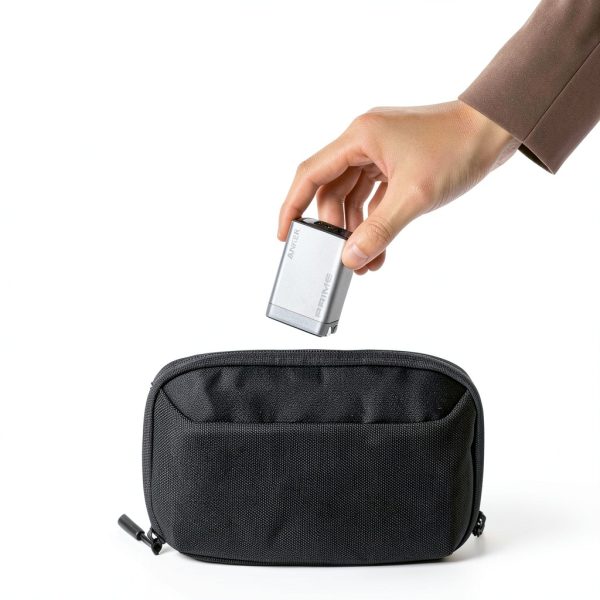 Anker 100W GaN Fast Charger Compact Foldable Design-7