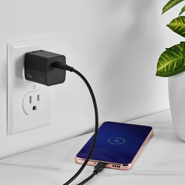 Insignia 25W USB-C Wall Charger Fast Compact Foldable-6